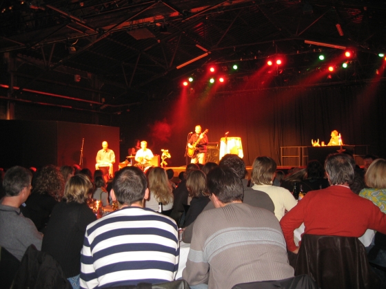 Roxy-4.jpg